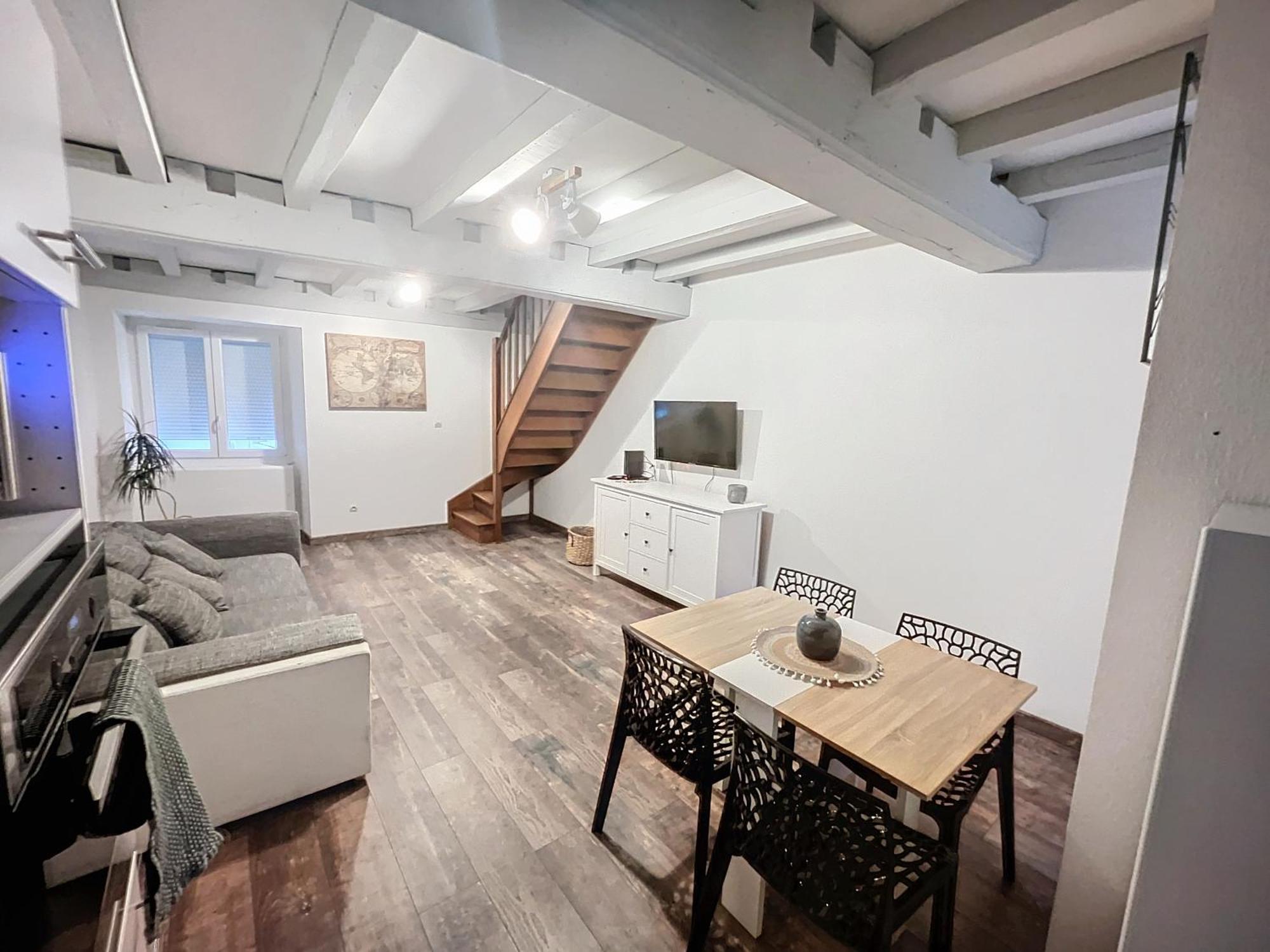 שומון Appartement Au Centre-Ville מראה חיצוני תמונה